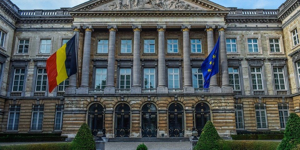 parliament-3597438_960_720